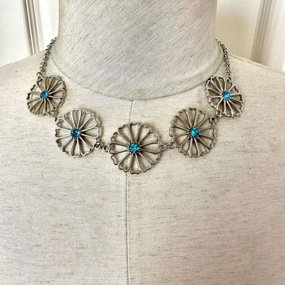Silver tone blue rhinestone flower necklace